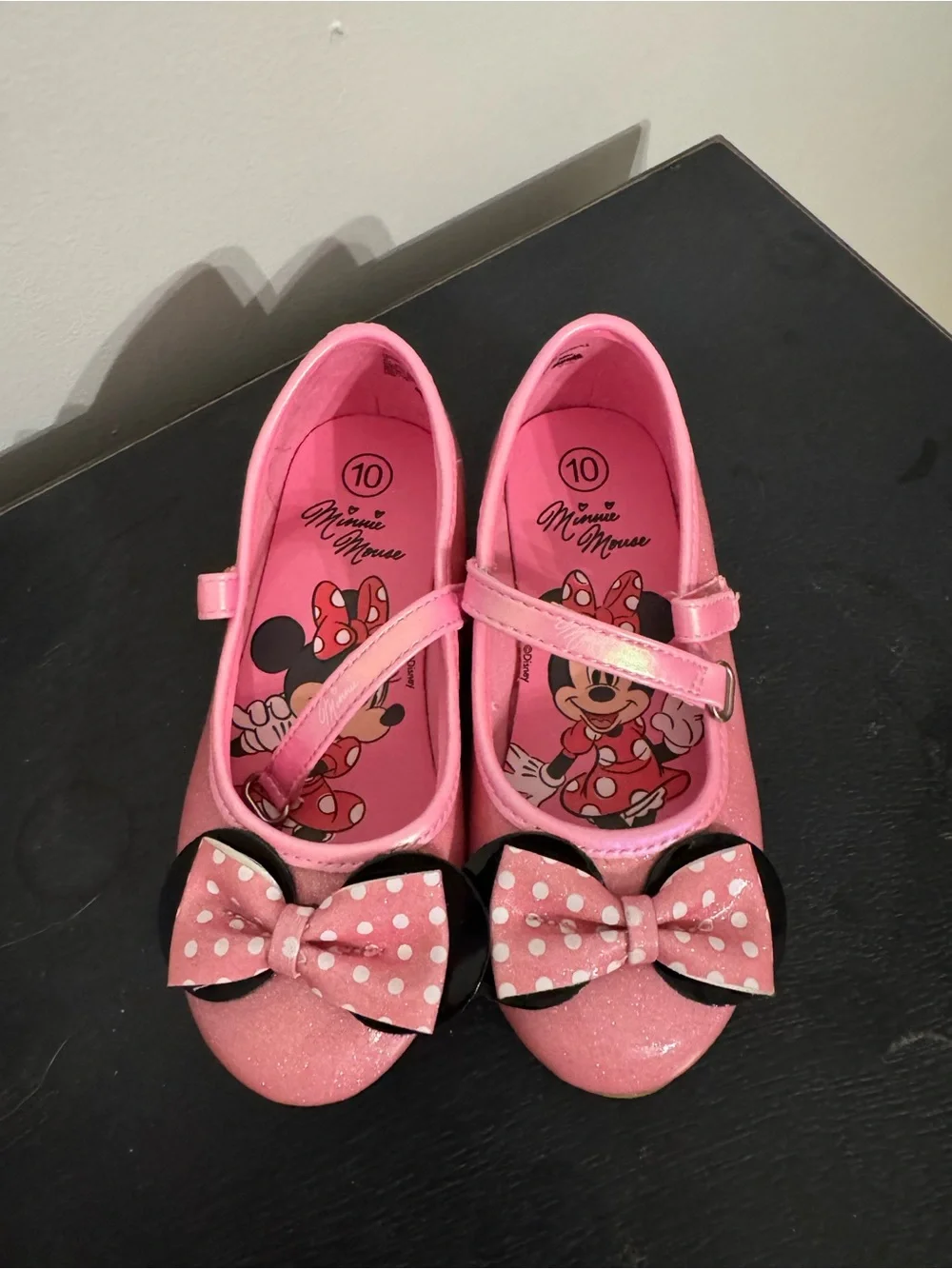 Minnie Mouse pink bow Shoes